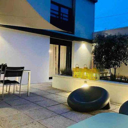 Le Rosa Bonheur Apartment Nantes Bagian luar foto
