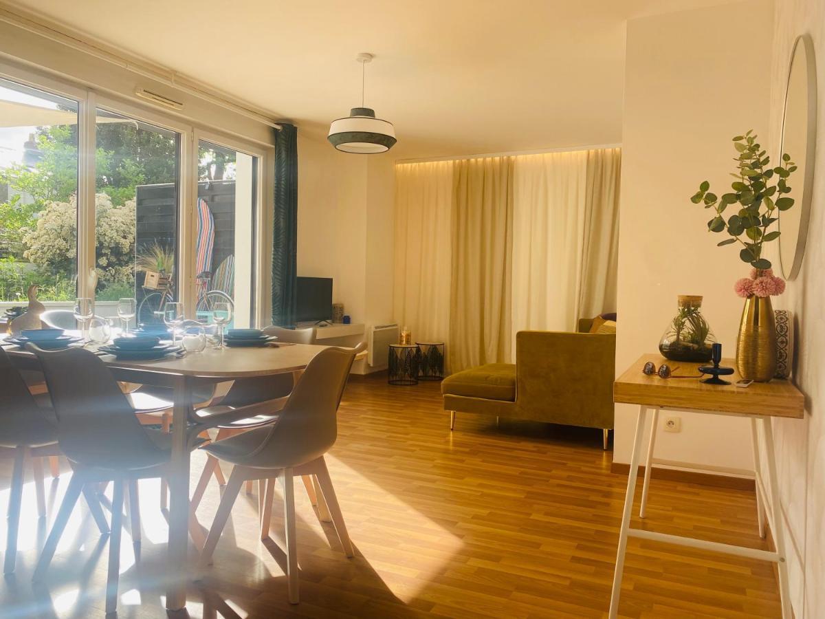 Le Rosa Bonheur Apartment Nantes Bagian luar foto